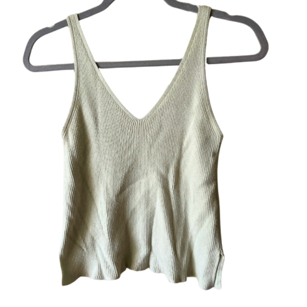 ✨Abercrombie & Fitch Light Green Ribbed Feminine Buttery Soft Tank Top